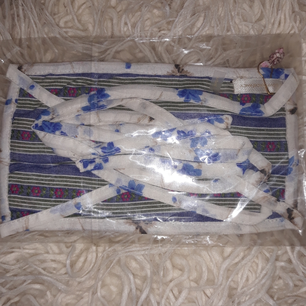 Loveshackfancy reversible mask